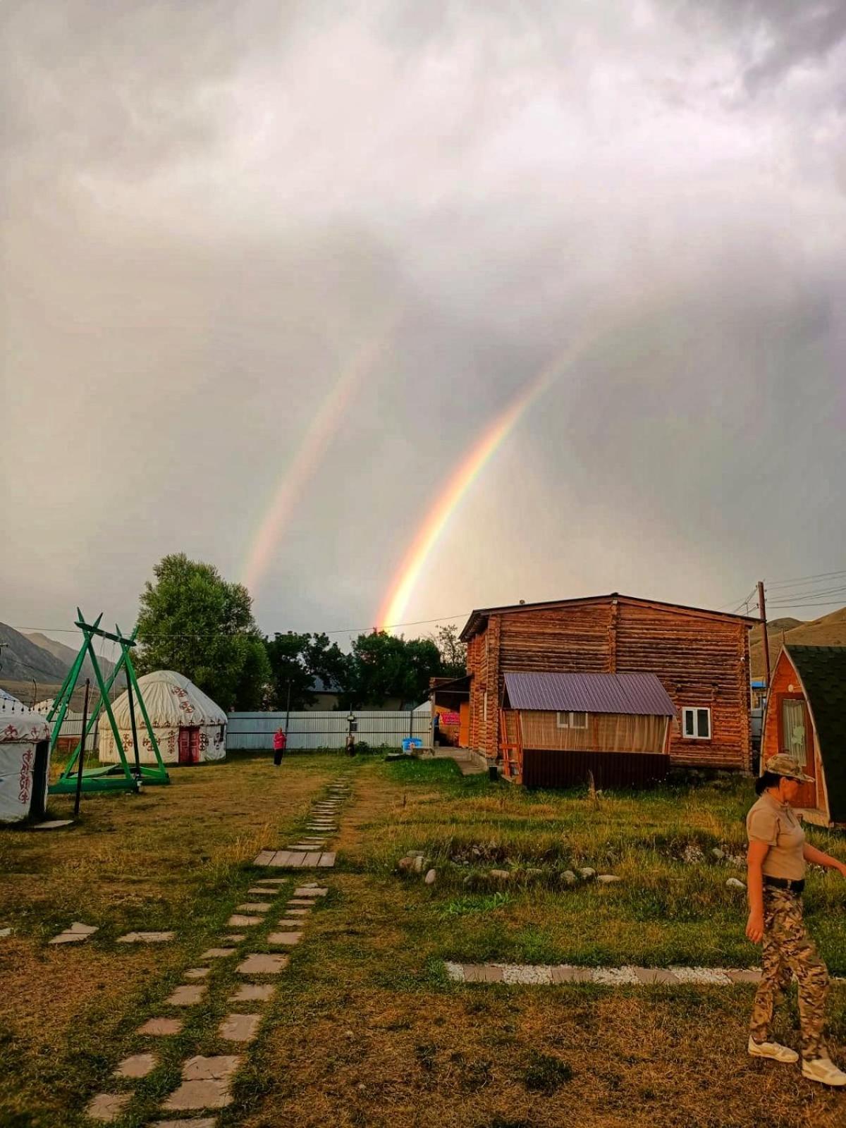 Kolsay Kazakh Village Saty Eksteriør billede