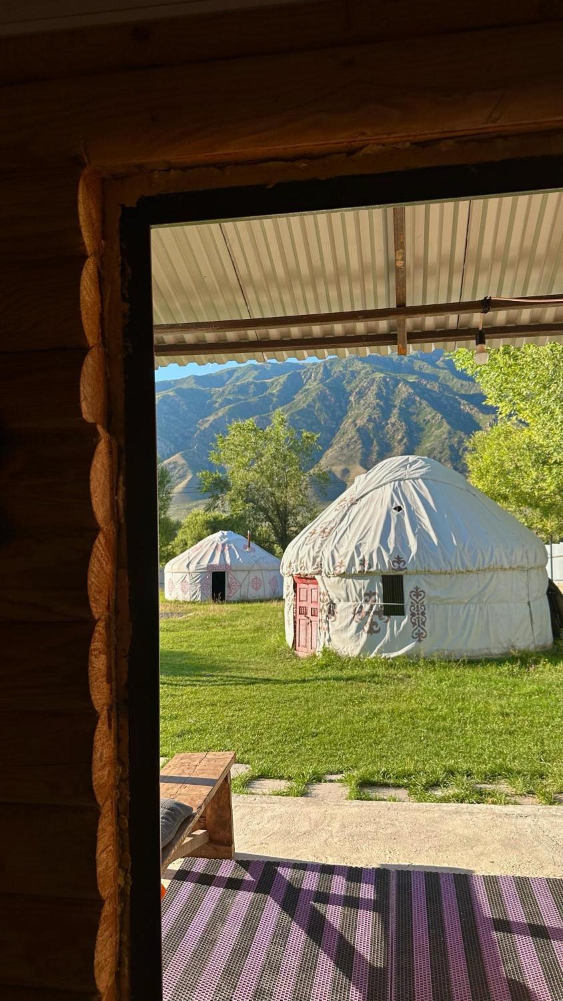 Kolsay Kazakh Village Saty Eksteriør billede